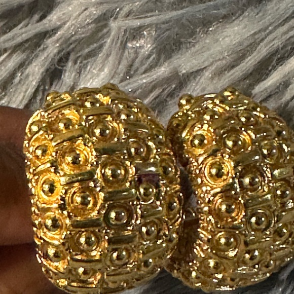 Vintage St. John gold/tone heavy textured half-hoop clip on earrings